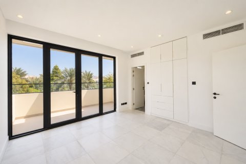 Müüa villa asukohaga Jumeirah Golf Estates, Dubai, AÜE: 6 magamistoaga, 883.46 m² Nr 764199 - pilt 11