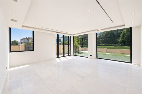 Müüa villa asukohaga Jumeirah Golf Estates, Dubai, AÜE: 6 magamistoaga, 883.46 m² Nr 764199 - pilt 3