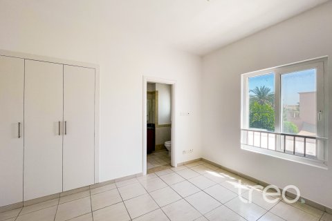 Villa para arrendamento em The Springs, Dubai, EAU 2 quartos, 157.01 m2 № 758899 - foto 10