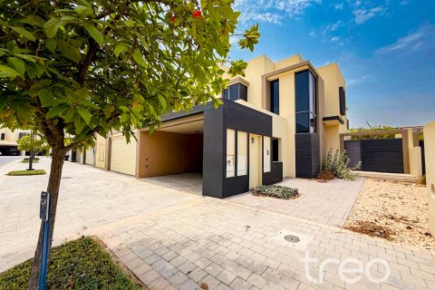 Villa para arrendamento em Dubai Hills Estate, Dubai, EAU 4 quartos, 228.63 m2 № 758887 - foto 3