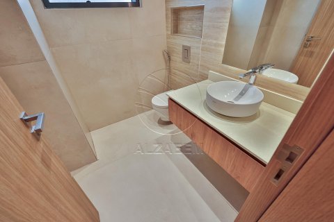 Vila na Yas Island, Abu Dhabi, SAE 5 ložnice, 525 m² Č.: 615596 - fotografie 16