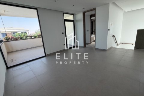 Vila v Tilal Al Ghaf, Dubai, SAE 4 spálne, 373 m2 č. 736530 - Fotografia 5