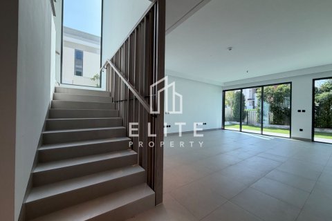 Vila v Tilal Al Ghaf, Dubai, SAE 4 spálne, 373 m2 č. 736530 - Fotografia 7