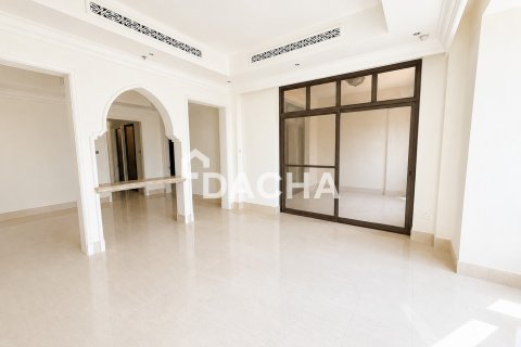 Müüa korter asukohaga Downtown Dubai (Downtown Burj Dubai), AÜE: 2 magamistoaga, 133 m² Nr 723154 - pilt 3