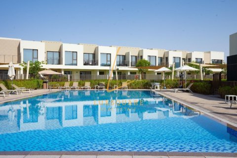 Villa para arrendamento em Dubai South (Dubai World Central), Dubai, EAU 3 quartos, 130 m2 № 695624 - foto 26