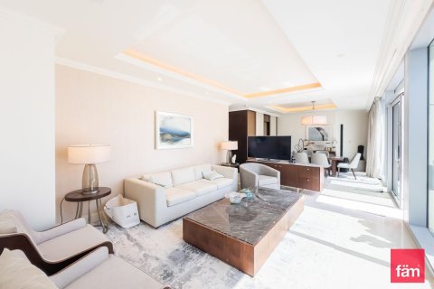 Apartament në Downtown Dubai (Downtown Burj Dubai), Emiratet e Bashkuara Arabe 1 dhomë gjumi, 213.7 m2. № 598258 - Foto 16