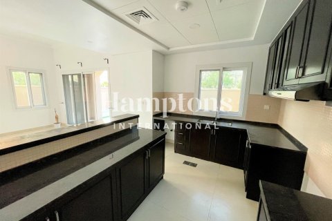 Vilë në Serena, Dubai, Emiratet e Bashkuara Arabe 3 dhoma gjumi, 260.12840000 m2. № 718701 - Foto 11