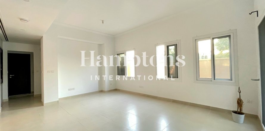 Vilë në Serena, Dubai, Emiratet e Bashkuara Arabe 3 dhoma gjumi, 260.128 m2. № 718701