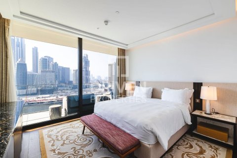 דירה למכירה ב Business Bay, Dubai, איחוד האמירויות 4 חדרי שינה, 579.16 מ"ר, מספר 767080 - תמונה 9