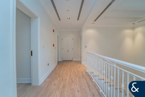 Villa til leje i Jumeirah Golf Estates, Dubai, UAE 5 soveværelser, 557 kvm № 668332 - foto 11