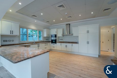 Villa til leje i Jumeirah Golf Estates, Dubai, UAE 5 soveværelser, 557 kvm № 668332 - foto 4