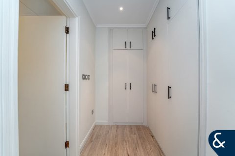 Villa til leje i Jumeirah Golf Estates, Dubai, UAE 5 soveværelser, 557 kvm № 668332 - foto 21