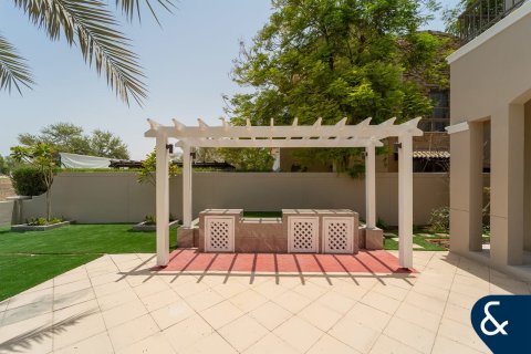 Villa til leje i Jumeirah Golf Estates, Dubai, UAE 5 soveværelser, 557 kvm № 668332 - foto 25