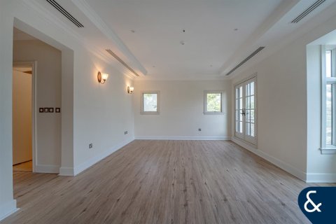 Villa til leje i Jumeirah Golf Estates, Dubai, UAE 5 soveværelser, 557 kvm № 668332 - foto 8