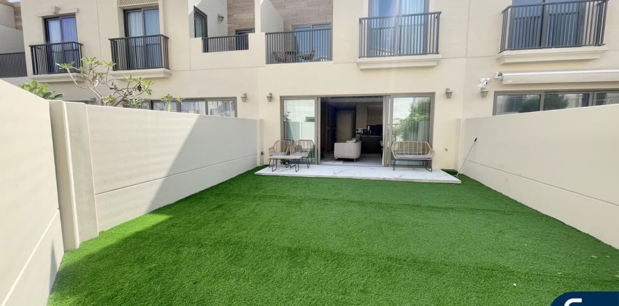 Villa in Jumeirah Golf Estates, Dubai, VAE 3 slaapkamers, 162 vr.m. nr 668333