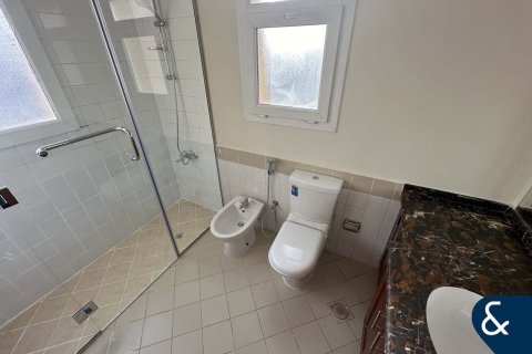 Βίλα σε Arabian Ranches, Dubai, ΗΑΕ 3 υπνοδωμάτια, 206 τ.μ. Αρ. 668330 - φωτογραφία 11