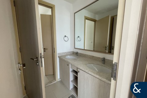 Vilë në Reem, Dubai, Emiratet e Bashkuara Arabe 3 dhoma gjumi, 327 m2. № 668327 - Foto 7