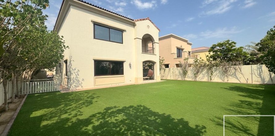 Vilë në Arabian Ranches 2, Dubai, Emiratet e Bashkuara Arabe 5 dhoma gjumi, 516.54 m2. № 747456
