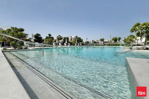 Radový dom v Dubai, SAE 3 spálne, 268.4 m2 č. 694147 - Fotografia 10