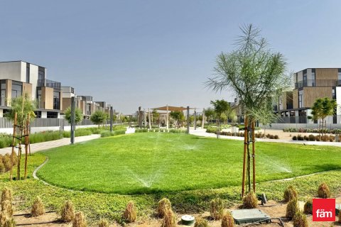Rijtjeshuis te koop in Dubai, VAE 3 slaapkamers, 168.1 vr.m., nr 694147 - foto 13