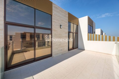 Townhouse in Mohammed Bin Rashid City, Dubai, UAE 4 bedrooms, 187 sq.m. № 722538 - photo 4