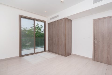 Vila na Yas Island, Abu Dhabi, SAE 4 ložnice, 460.37 m² Č.: 749924 - fotografie 10