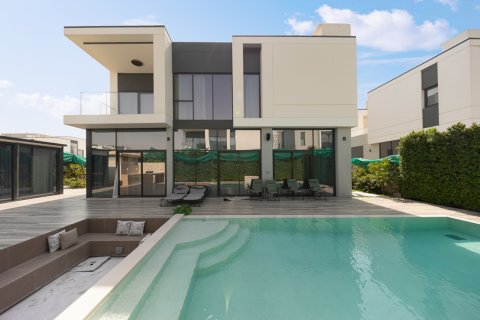 Villa asukohaga Al Furjan, Dubai, AÜE: 5 magamistoaga, 717.65 m² Nr 749897
