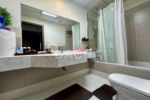 Apartmen di Jumeirah Village Triangle, Dubai, UAE 2 bilik tidur, 131 meter persegi № 726846 - foto 5