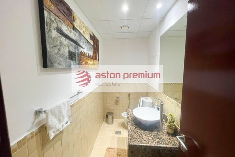 Jumeirah Beach Residence, Dubai, UAE의 임대용 아파트 침실 2개, 119.9제곱미터 번호 631614 - 사진 9