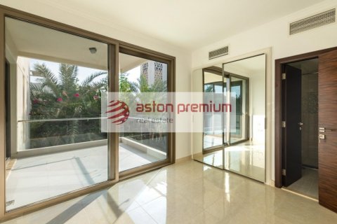 Vila v The Sustainable City, Dubai, SAE 3 ložnice, 315.9 m² Č.: 631613 - fotografie 17