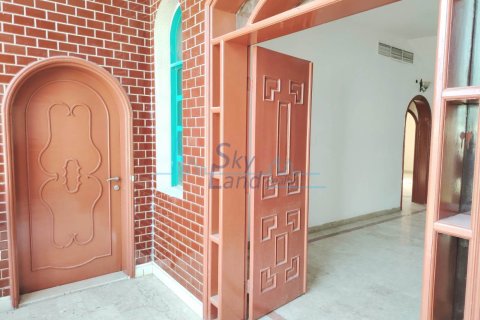 فيلا للإيجار في جميرا، دبي، الإمارات العربية المتحدة 6 غرفة نوم ، 371.6 متر مربع ، رقم 631611 - صورة 8