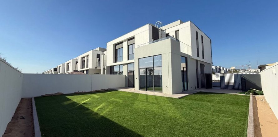 Vila v Al Furjan, Dubai, SAE 4 ložnice, 401.2 m² Č.: 442737