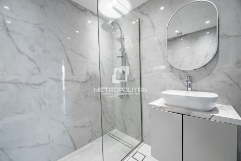 Müüa korter asukohaga Jumeirah Lake Towers, Dubai, AÜE: 2 magamistoaga, 90 m² Nr 665360 - pilt 17
