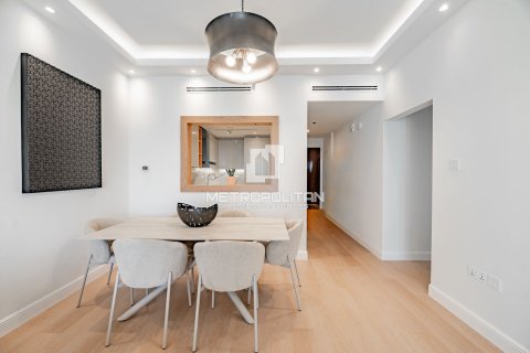 Müüa korter asukohaga Jumeirah Lake Towers, Dubai, AÜE: 2 magamistoaga, 90 m² Nr 665360 - pilt 7