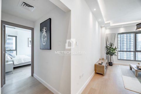 Müüa korter asukohaga Jumeirah Lake Towers, Dubai, AÜE: 2 magamistoaga, 90 m² Nr 665360 - pilt 12