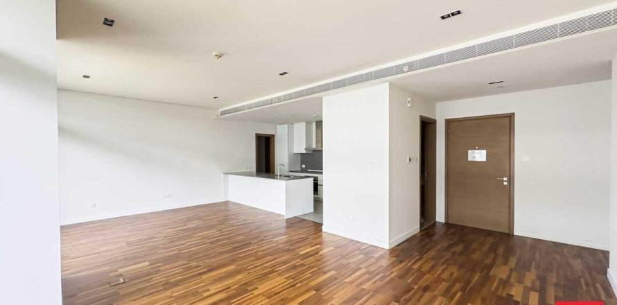 Квартира в Аль-Васл, Дубай, ОАЭ 2 спальни, 163.1м2 № 537675