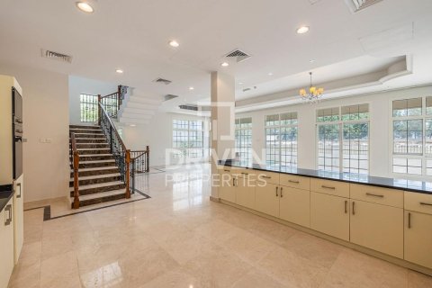 Villa zur Miete in The Villa, Dubai, VAE 5 Schlafzimmer, 561.04 m2 Nr. 745301 - Foto 8
