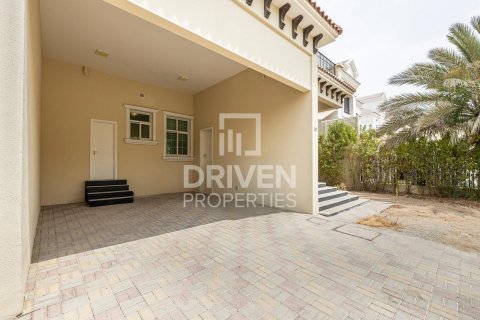 Villa zur Miete in The Villa, Dubai, VAE 5 Schlafzimmer, 561.04 m2 Nr. 745301 - Foto 26