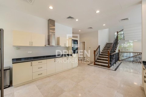 Villa zur Miete in The Villa, Dubai, VAE 5 Schlafzimmer, 561.04 m2 Nr. 745301 - Foto 6