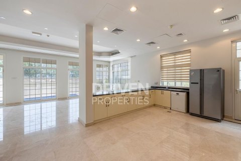 Villa zur Miete in The Villa, Dubai, VAE 5 Schlafzimmer, 561.04 m2 Nr. 745301 - Foto 7