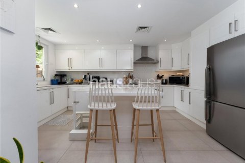 Villa in The Springs, Dubai, UAE 3 bedrooms, 251 sq.m. № 625224 - photo 5