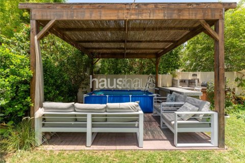 Villa in The Springs, Dubai, UAE 3 bedrooms, 251 sq.m. № 625224 - photo 16