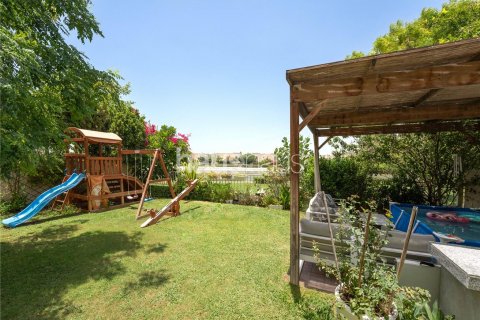 Villa in The Springs, Dubai, UAE 3 bedrooms, 251 sq.m. № 625224 - photo 14