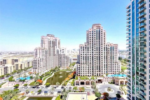 Apartment in The Views, Dubai, UAE 1 bedroom, 79 sq.m. № 625221 - photo 1