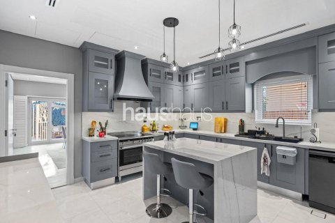 Vilë në Al Furjan, Dubai, Emiratet e Bashkuara Arabe 5 dhoma gjumi, 506 m2. № 625219 - Foto 5