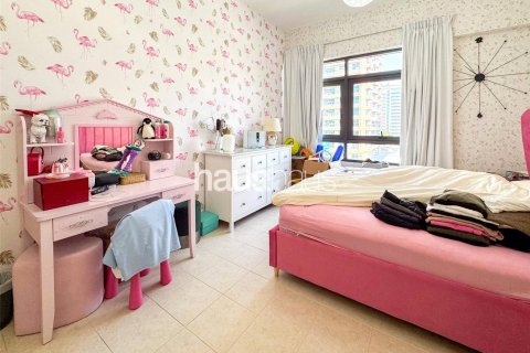 Apartemen di Greens, Dubai, UEA 3 kamar tidur, 154 m2 nomor 625220 - foto 3