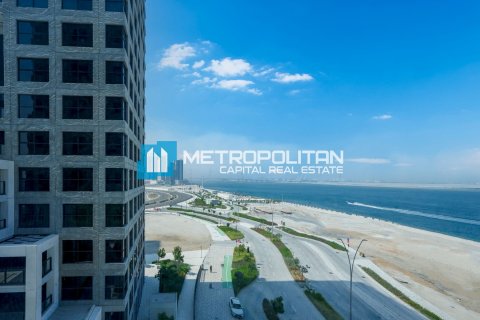 Apartment in Al Reem Island, Abu Dhabi, UAE 3 bedrooms, 145.6 sq.m. № 700482 - photo 1