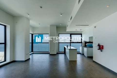 Apartment in Al Reem Island, Abu Dhabi, UAE 3 bedrooms, 145.6 sq.m. № 700482 - photo 5