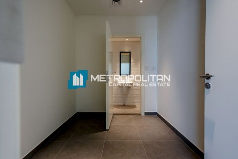 Apartment in Al Reem Island, Abu Dhabi, UAE 3 bedrooms, 145.6 sq.m. № 700482 - photo 13