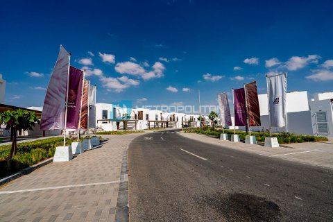 Rumah bandar di Al Ghadeer, Abu Dhabi, UAE 2 bilik tidur, 157.5 meter persegi № 700483 - foto 13